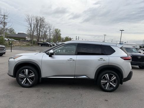 Used 2023 Nissan Rogue SL image 6