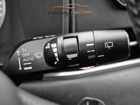 Used 2022 Mitsubishi Outlander SE image 30