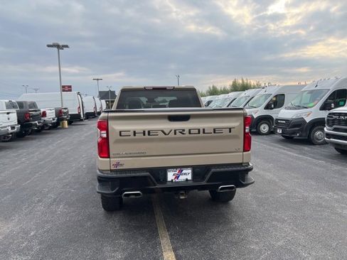 Used 2022 Chevrolet Silverado 1500 LT Trail Boss image 4