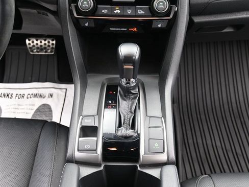 Used 2018 Honda Civic Sport Touring image 19