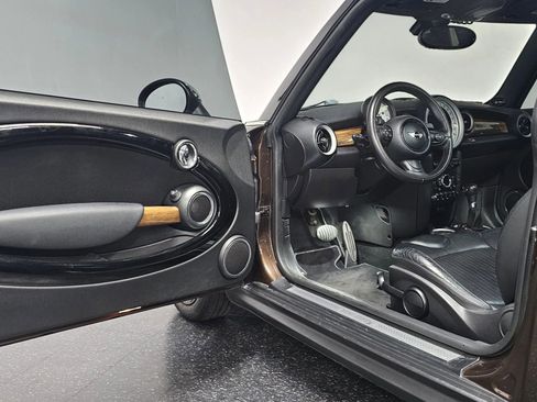 Used 2011 MINI Cooper Clubman S FWD image 12