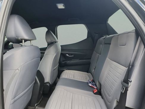 Used 2023 Hyundai Santa Cruz SEL image 16