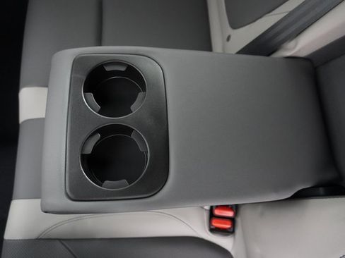 New 2025 Subaru Forester Limited image 25