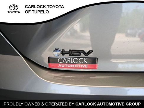 Used 2025 Toyota Camry SE w/ Convenience Package image 32