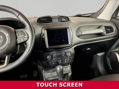 Used 2022 Jeep Renegade Latitude w/ Convenience Group AWD/4WD image 9