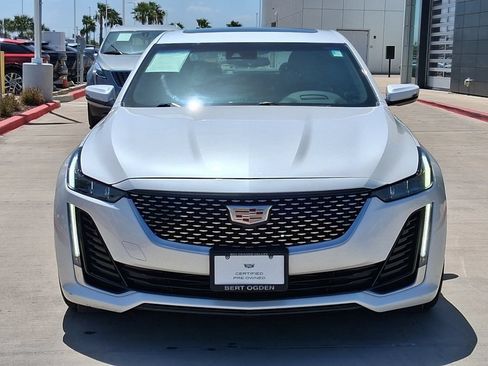 Used 2021 Cadillac CT5 Premium Luxury RWD image 2