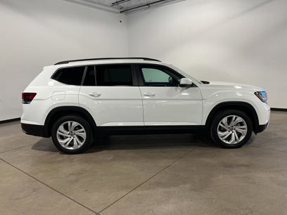 Used 2022 Volkswagen Atlas SE w/ Panoramic Sunroof Package