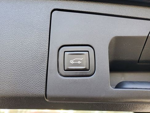 Used 2023 Cadillac XT4 Premium Luxury w/ Cold Weather Package image 32