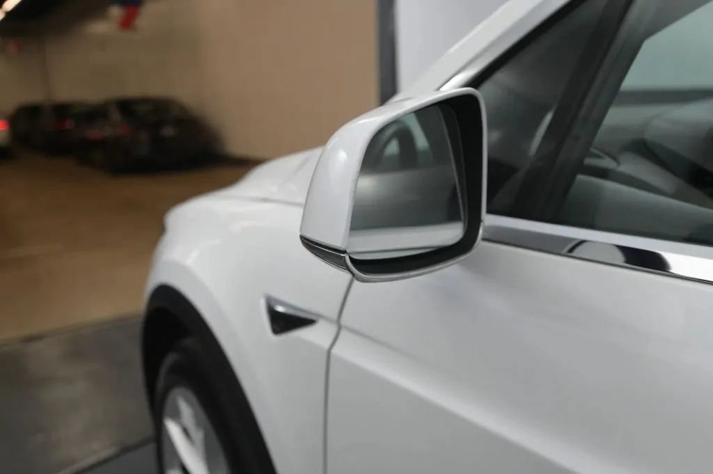 Used 2020 Tesla Model X Long Range AWD/4WD image 33