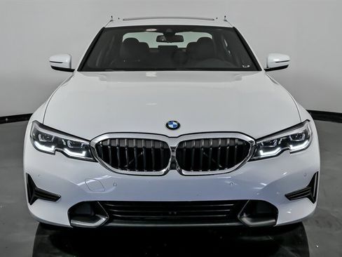 Used 2020 BMW 330i Sedan w/ Premium Package RWD image 4