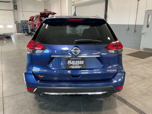 Used 2020 Nissan Rogue SV AWD/4WD image 5