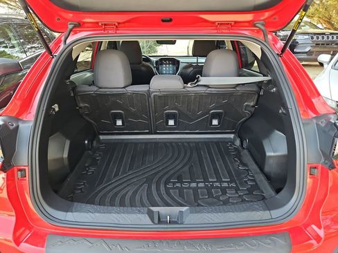 Used 2024 Subaru Crosstrek 2.0i Premium image 31