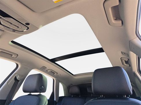 Used 2023 Audi Q5 2.0T Premium w/ Convenience Package image 34