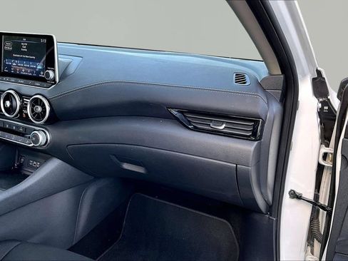 Used 2024 Nissan Sentra SV FWD image 21