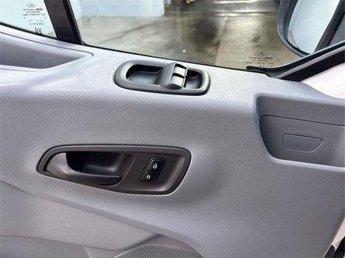 Used 2017 Ford Transit 250 130 Low Roof image 12