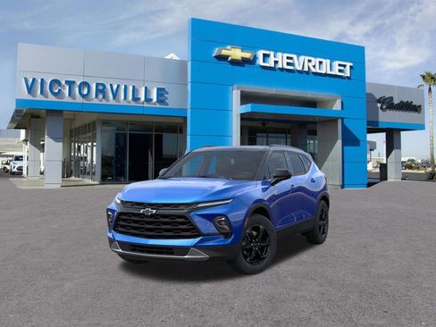 Certified 2026 Chevrolet Blazer LT w/ Midnight/Sport Edition FWD image 9