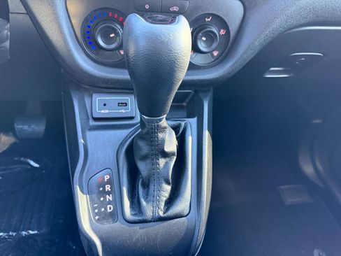 Used 2016 RAM ProMaster City Tradesman SLT w/ Rear Back-up Camera Group image 34