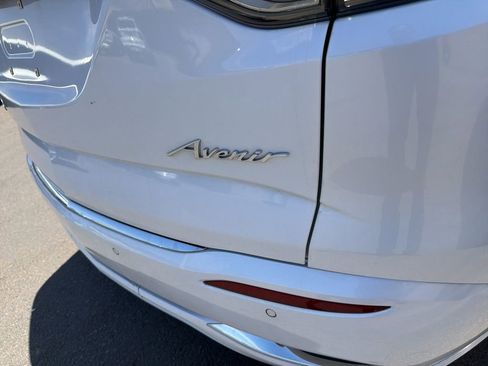 Used 2023 Buick Enclave Avenir w/ Trailering Package, 5000 lbs. FWD image 10