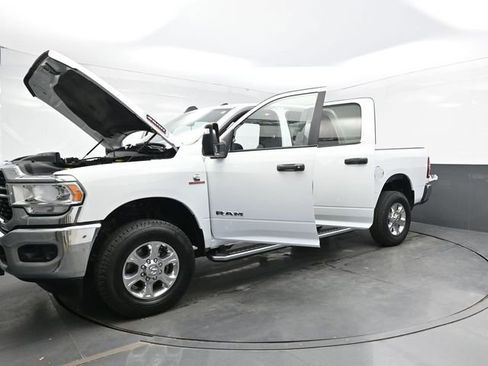 Used 2023 RAM 2500 Big Horn w/ Level 1 Equipment Group image 41