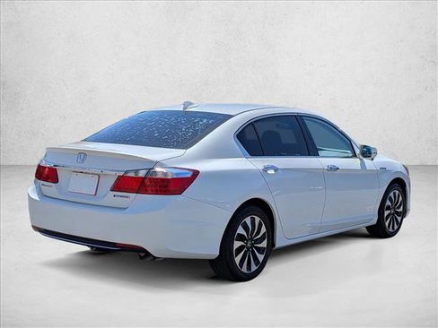 Used 2015 Honda Accord Hybrid Sedan image 5