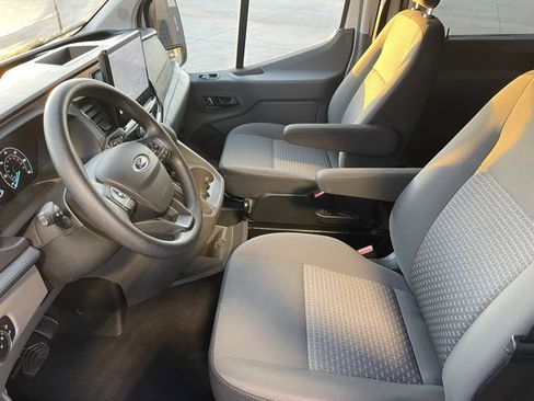 Used 2024 Ford Transit 350 XLT image 23