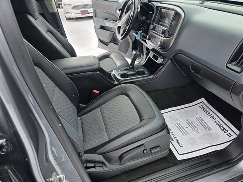 Used 2018 Chevrolet Colorado Z71 AWD/4WD image 10