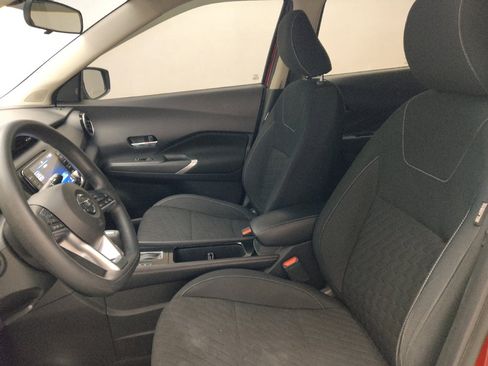 Used 2021 Nissan Kicks SV FWD image 17