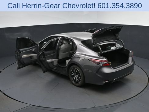 Used 2023 Toyota Camry SE w/ Convenience Package FWD image 42