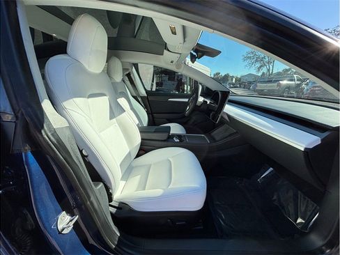 Used 2021 Tesla Model 3 Performance image 39