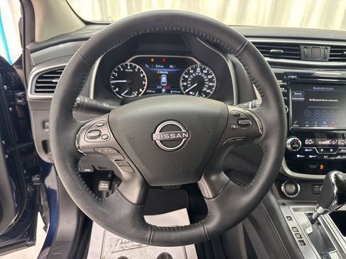 Used 2024 Nissan Murano SV image 22
