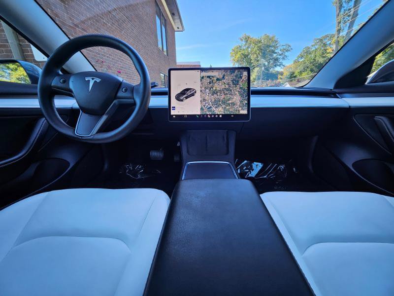 Used 2023 Tesla Model 3 Standard Range RWD image 38
