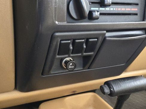 Used 1997 Jeep Wrangler SE AWD/4WD image 19