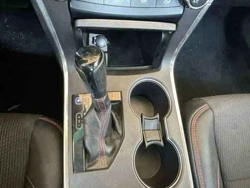 Used 2016 Toyota Camry SE image 14