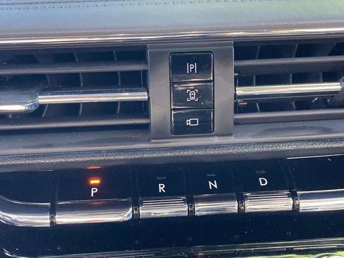 Used 2022 Lincoln Corsair Reserve w/ Elements Package image 26