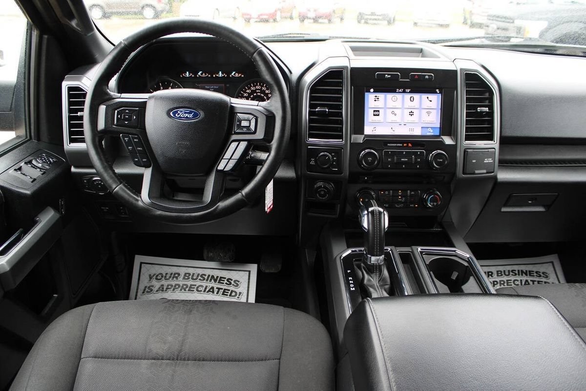 Used 2018 Ford F150 XLT w/ Equipment Group 302A Luxury AWD/4WD image 11