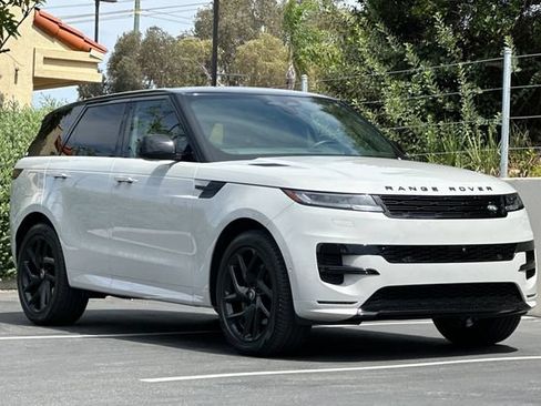 Used 2025 Land Rover Range Rover Sport Dynamic SE AWD/4WD image 7