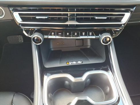 New 2026 Chevrolet Traverse LT w/ Driver Confidence Package FWD image 23