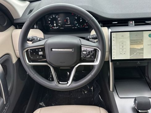 Certified 2024 Land Rover Discovery Sport S image 28