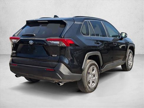 Used 2024 Toyota RAV4 XLE image 5