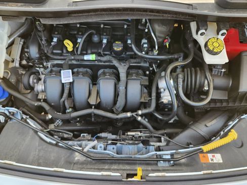 Used 2023 Ford Transit Connect XLT FWD image 30