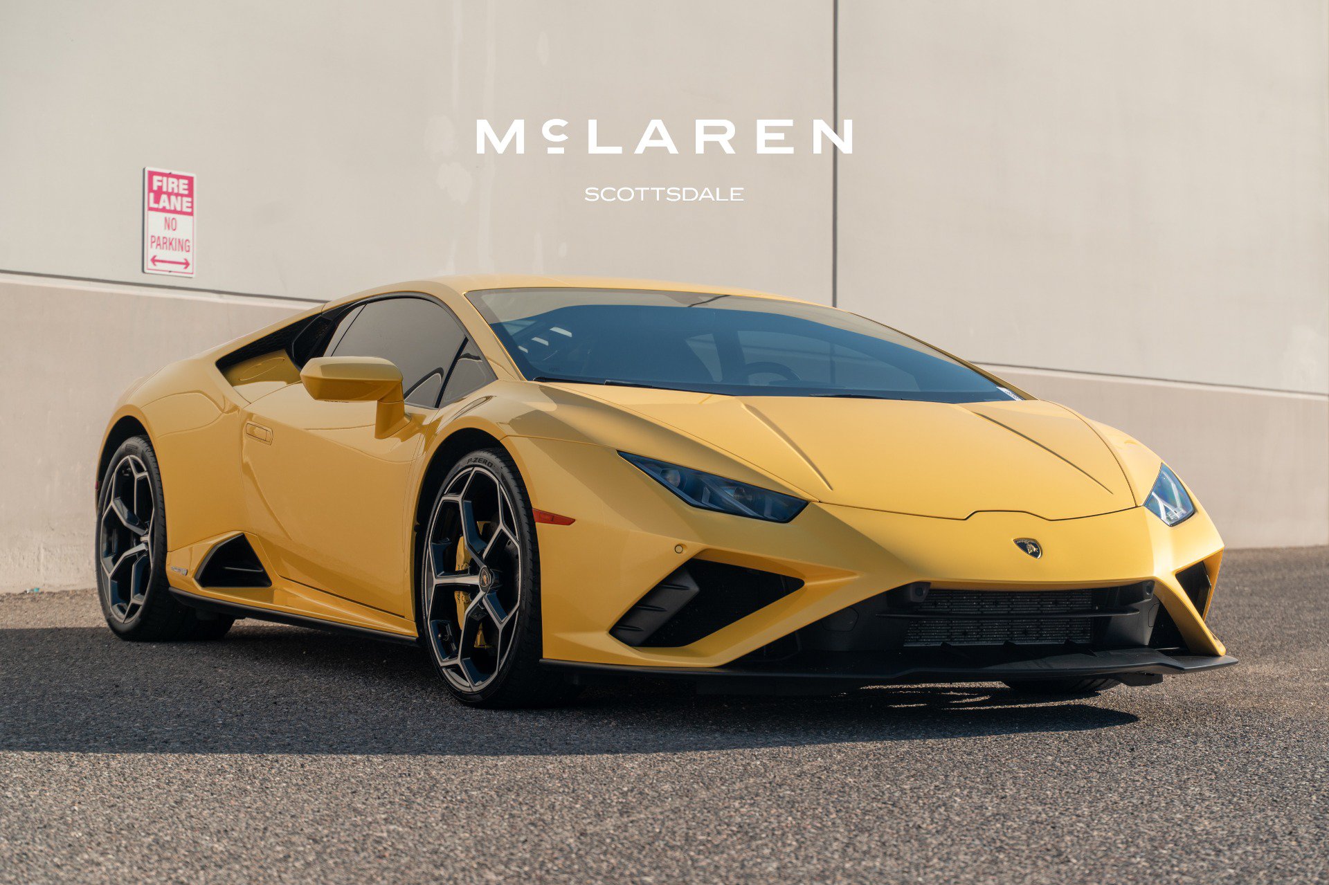Used 2021 Lamborghini Huracan EVO RWD image 9