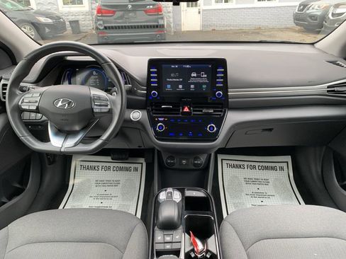 Used 2020 Hyundai Ioniq SE image 14