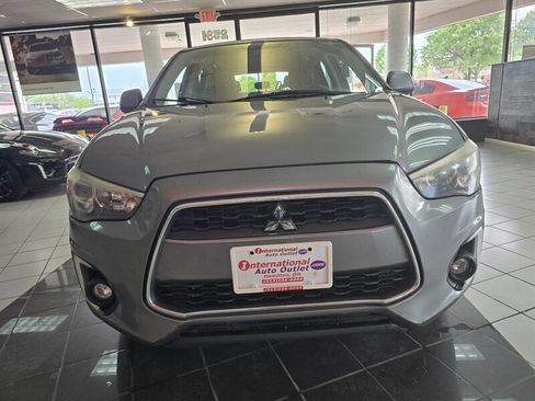 Used 2015 Mitsubishi Outlander Sport SE AWD/4WD image 2
