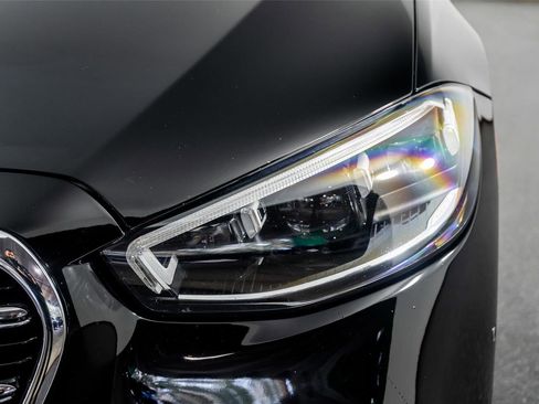 Used 2021 Mercedes-Benz S 500 4MATIC image 24