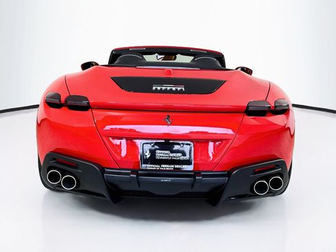 Certified 2025 Ferrari Roma Spider RWD image 6