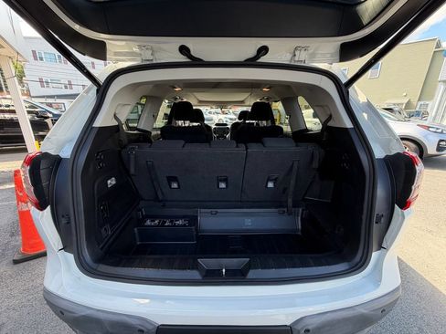 Used 2021 Subaru Ascent Premium w/ Sport Package AWD/4WD image 35
