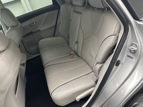 Used 2009 Toyota Venza AWD image 13