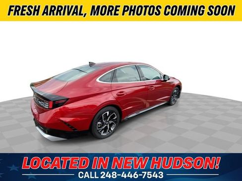 Used 2025 Hyundai Sonata SEL FWD image 2