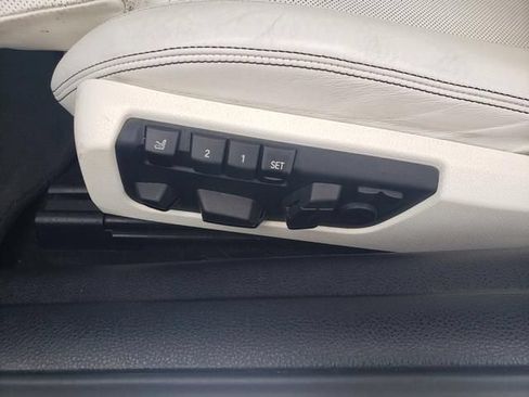 Used 2015 BMW 650i Convertible RWD image 17