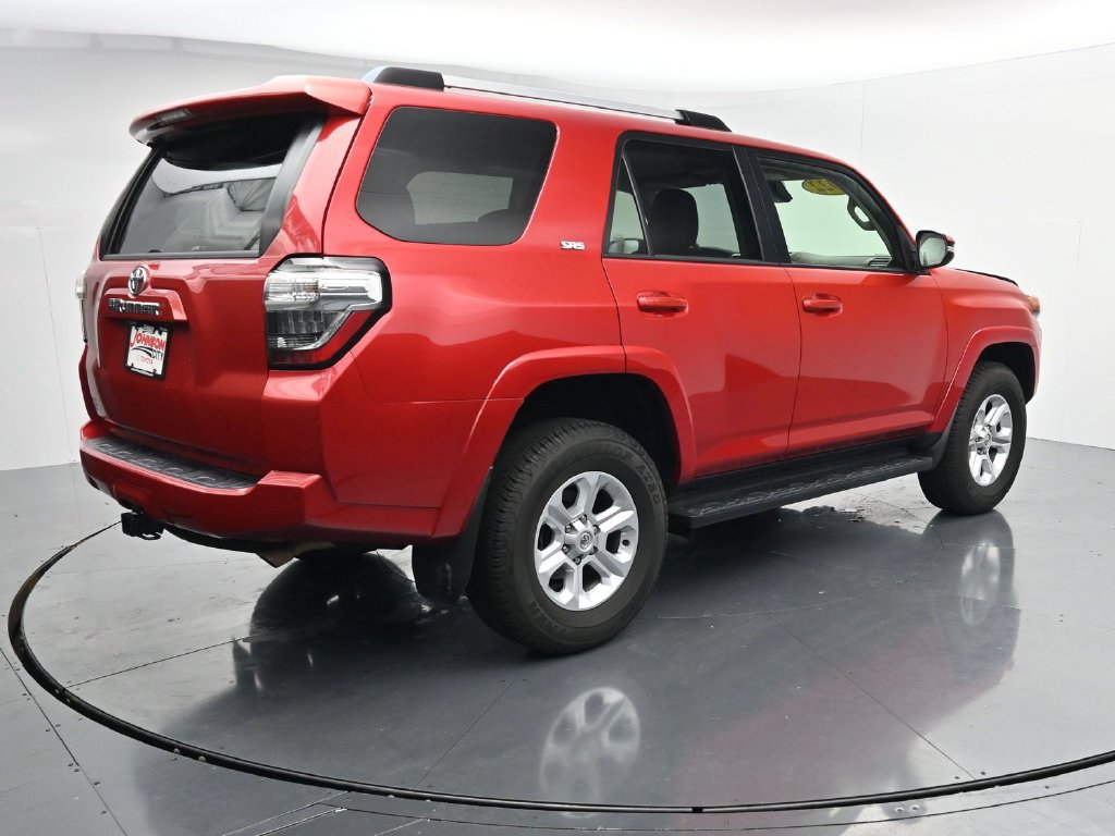 Used 2022 Toyota 4Runner SR5 Premium AWD/4WD image 8